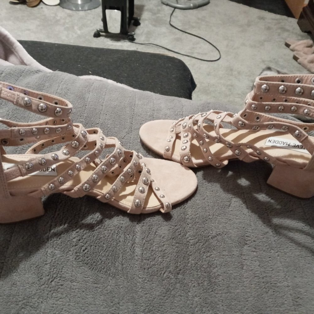 Steve madden pink sandles